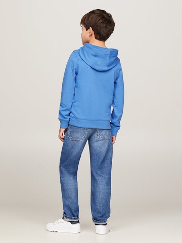 TOMMY HILFIGER Sweatshirt 'Essential' in Blau