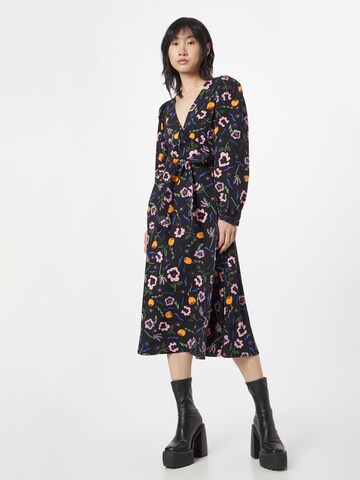 Monki Dress in Black: front