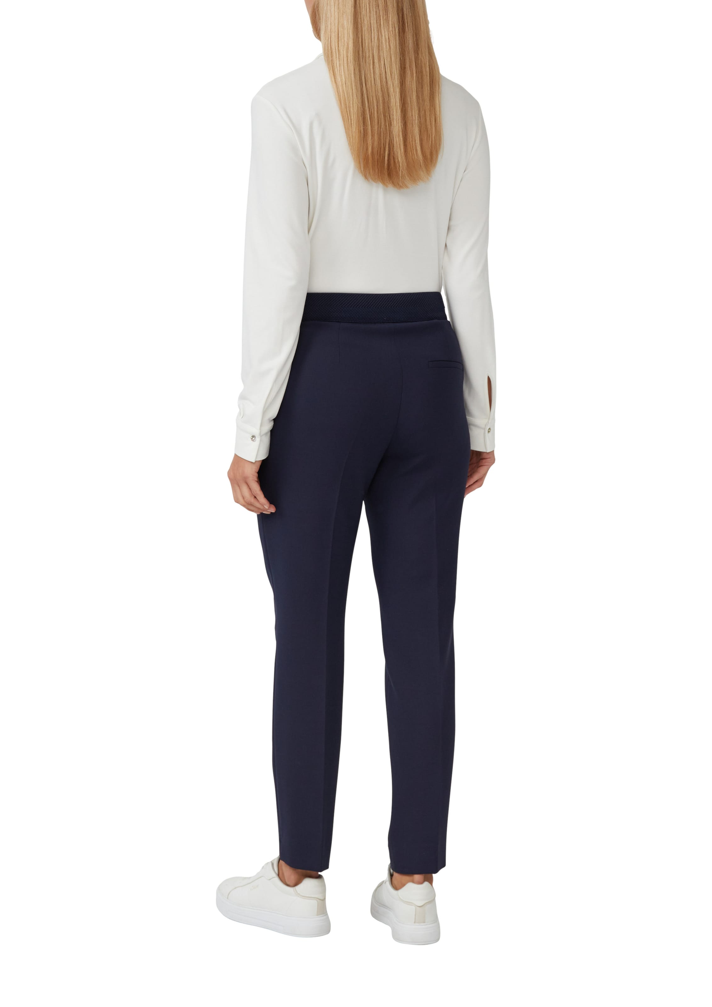 s.Oliver BLACK LABEL Tapered Bügelfaltenhose 'Sue' in Blau