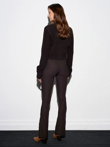 Dilvin Flared Leggings 'Gamaschen' in Black