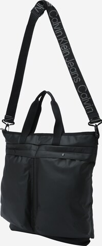 Calvin Klein Jeans Shopper 'Helmet' in Schwarz