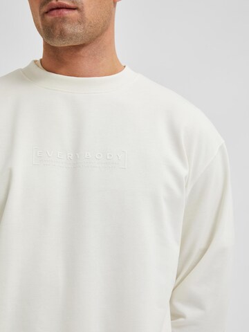 SELECTED HOMME Sweatshirt 'RELAX FARGO' in Weiß