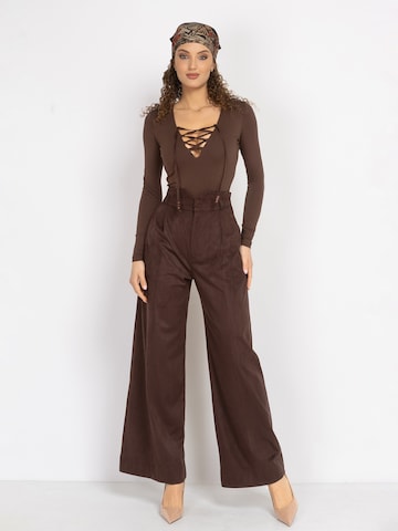JIORO Wide leg Broek 'ESSENTIALS' in Bruin