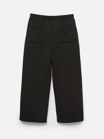 Pull&Bear Baggy Veckad byxa i svart