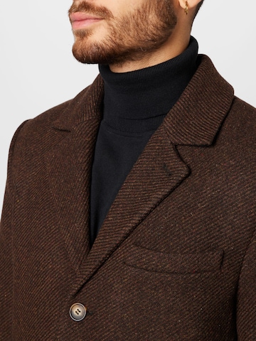 Manteau mi-saison 'Ian' Brixtol Textiles en marron