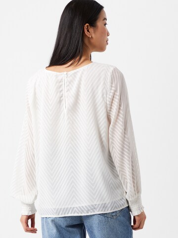 ONLY - Blusa 'Anne Lena' en blanco