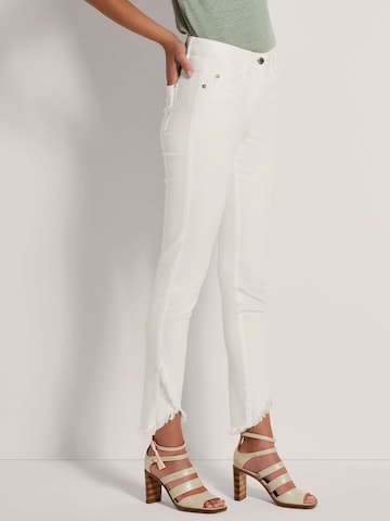 MADELEINE Regular Jeans in Weiß