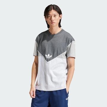 ADIDAS ORIGINALS - Camiseta 'Adicolor Seasonal Archive' en gris: frente