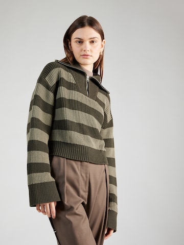 WEEKDAY Sweater 'Grace' in Green: front