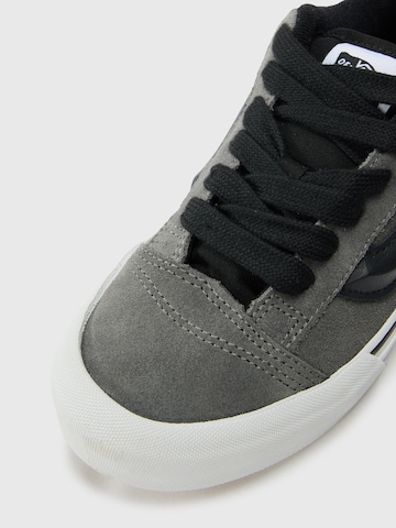 VANS Platform trainers 'Knu Skool' in Grey