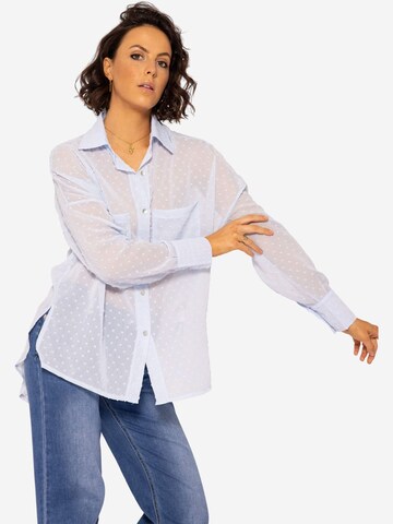 SASSYCLASSY Bluse 'Plumetis' in Blau