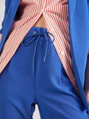 Effilé Pantalon à plis 'CARLA' VERO MODA en bleu