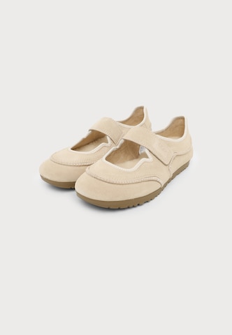 UGG Ballerina in Beige