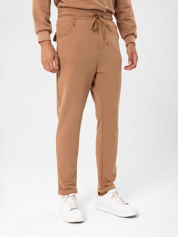 Regular Pantalon Antioch en marron : devant