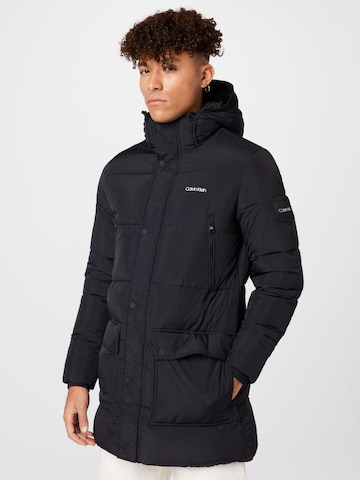 Calvin Klein Winterjacke in Schwarz: predná strana