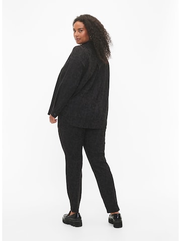 Coupe slim Pantalon Zizzi en noir