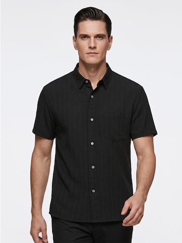 ALLTHEMEN Comfort fit Button Up Shirt 'Schwung' in Black: front