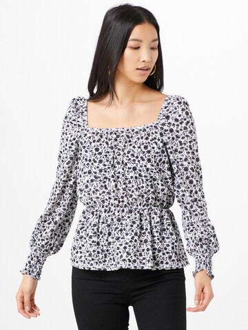 Dorothy Perkins Shirt in White: front
