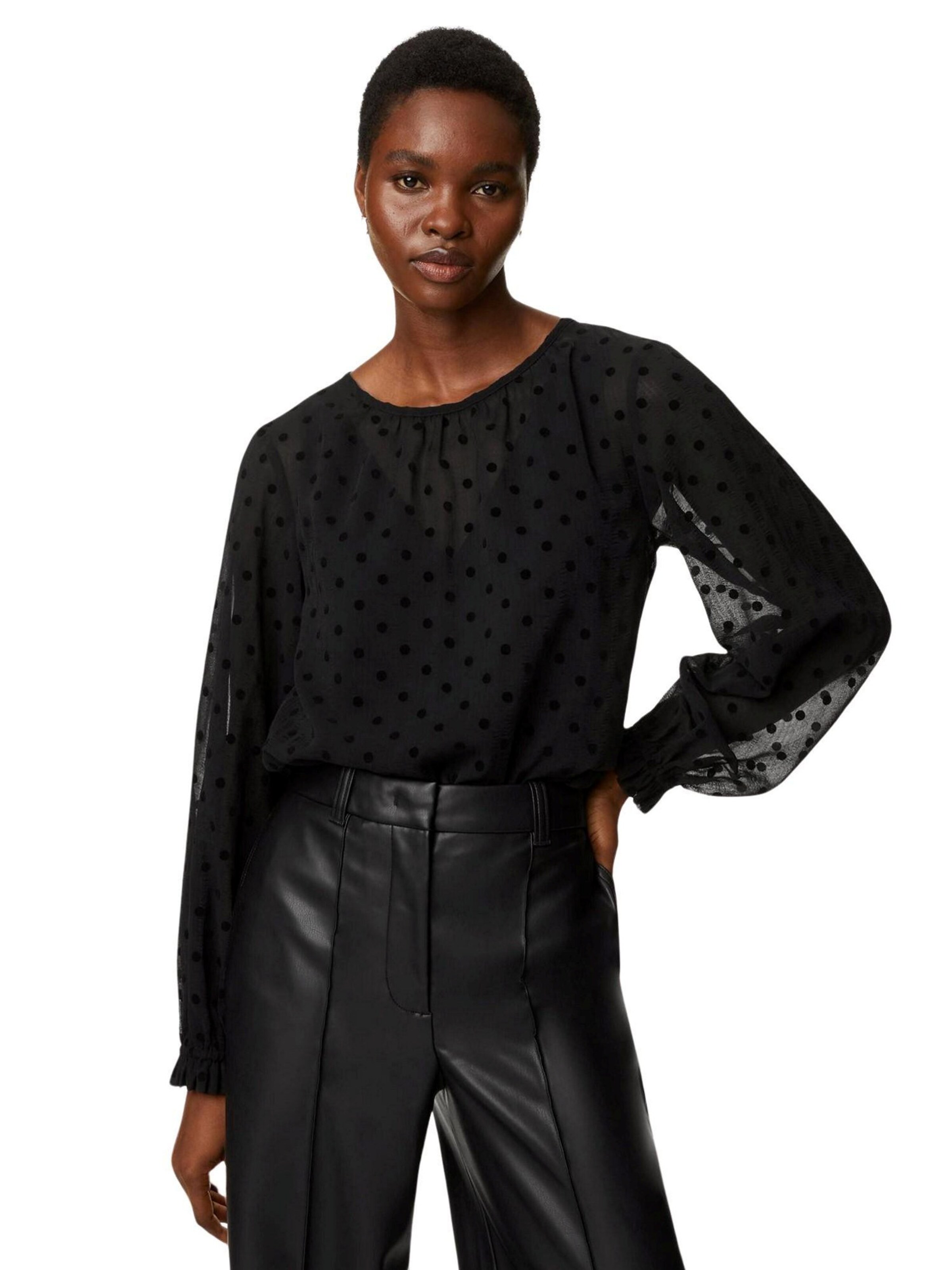 Maglietta di Marks & Spencer in nero: frontale