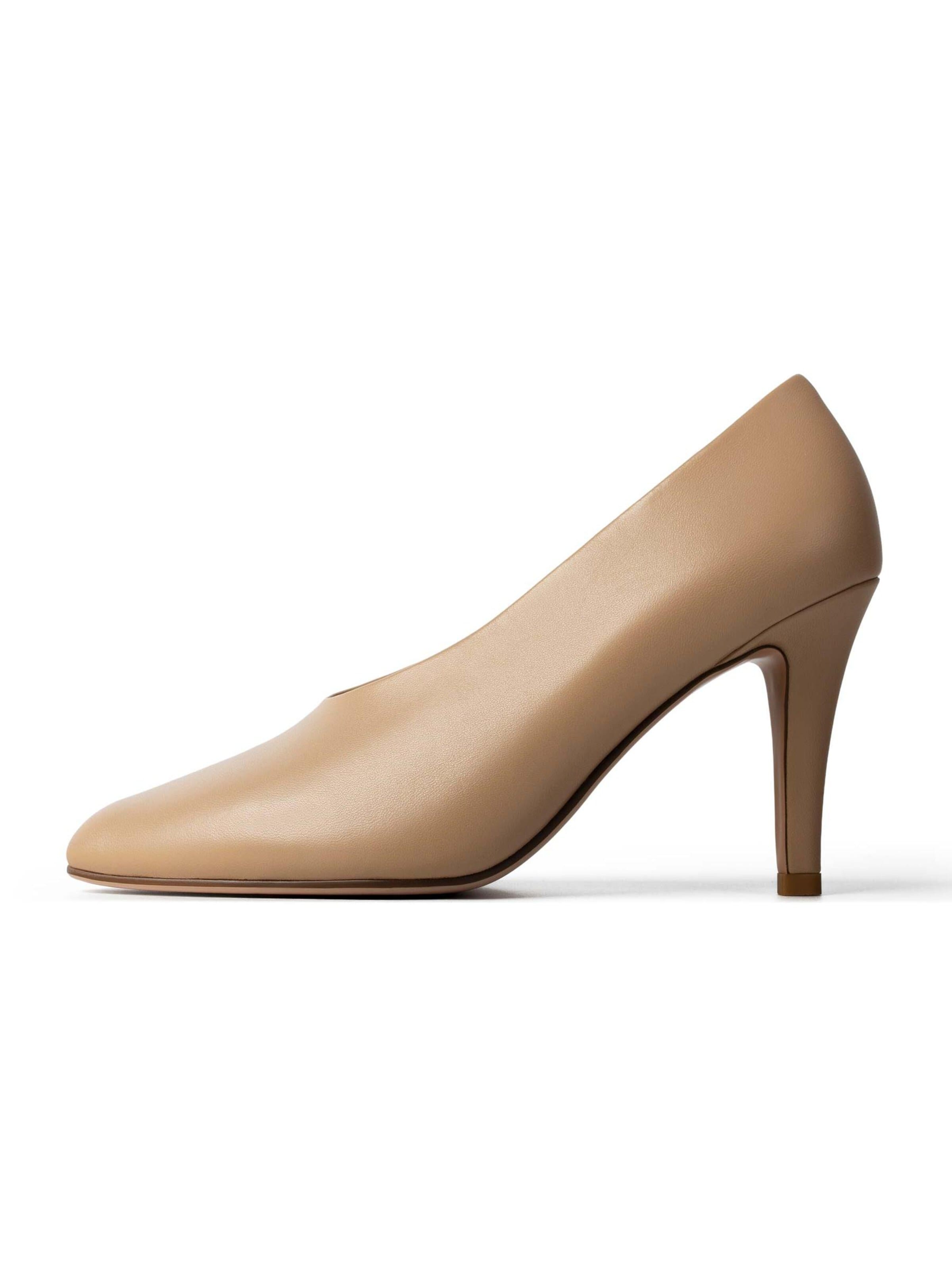 Escarpins 'CAPRI BREEZE' L37 HANDMADE SHOES en beige : devant