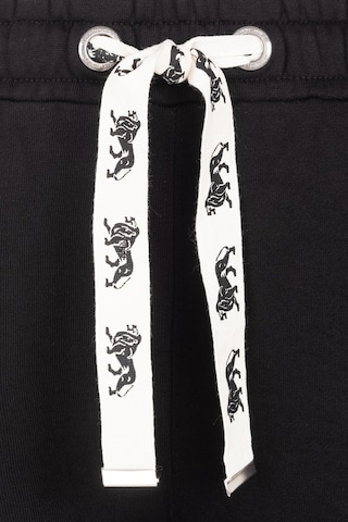 LONSDALE Tapered Hose in Schwarz