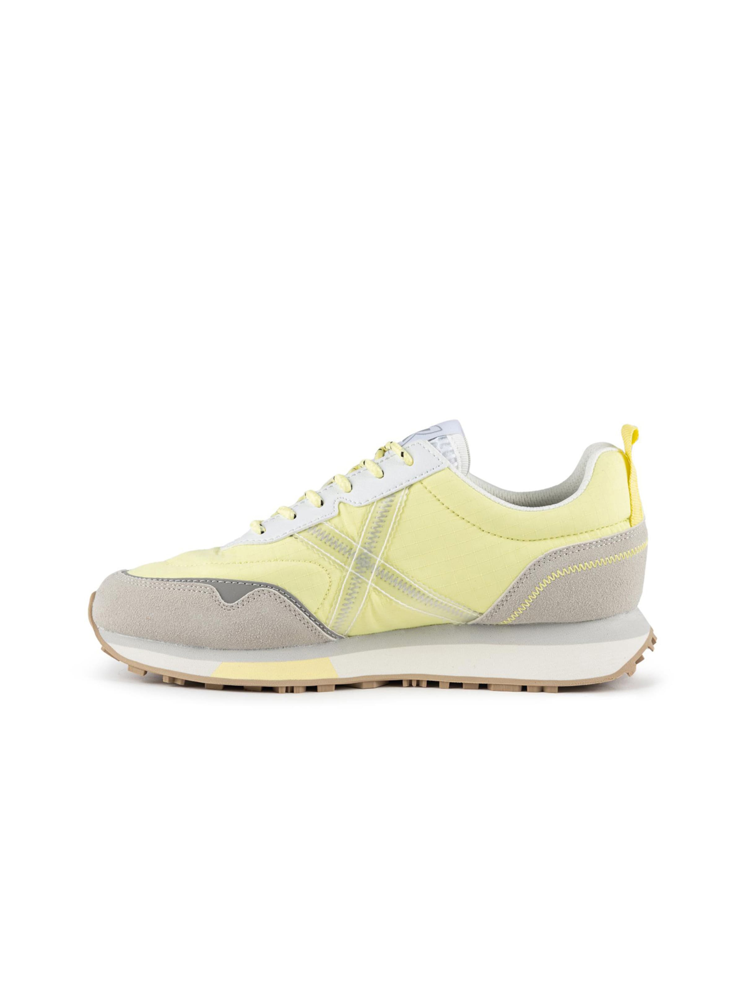 MUNICH Platform trainers 'Next' in Yellow: front