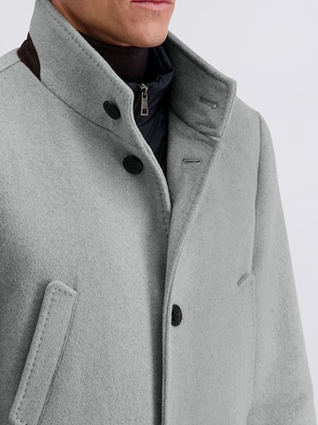 PIERRE CARDIN Mantel in Grau