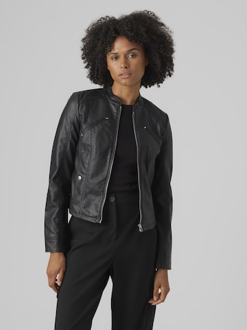 VERO MODA - Chaqueta de entretiempo 'Favodona' en negro: frente