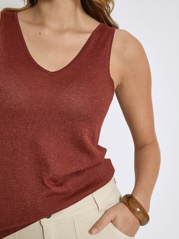 Top in maglia 'Carli' di minus in rosso