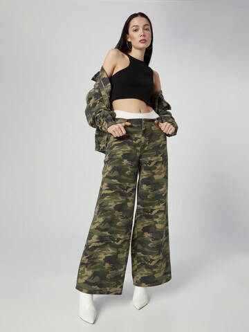 ABOUT YOU x Chiara Biasi Wide leg Cargo trousers 'Kimi' in Green