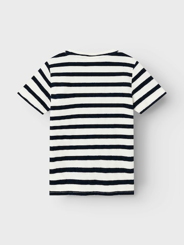 NAME IT T-shirt 'DUNSTER' i vit