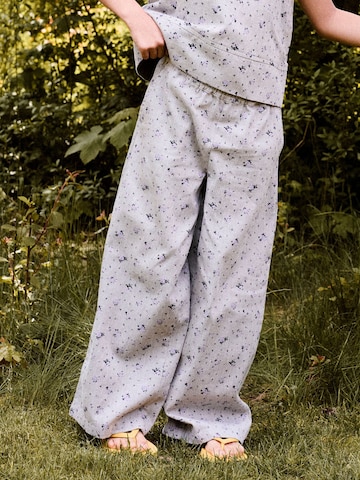 NAME IT - Pierna ancha Pantalón en gris: frente