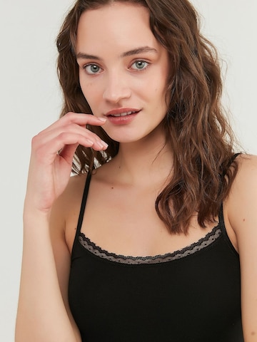 Penti - Top em preto