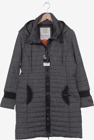 khujo Jacket & Coat in L in Grey: front