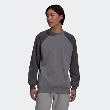 ADIDAS ORIGINALS Sweatshirt in Grijs: voorkant