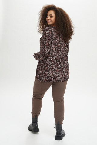 KAFFE CURVE Blouse 'Olanda' in Brown