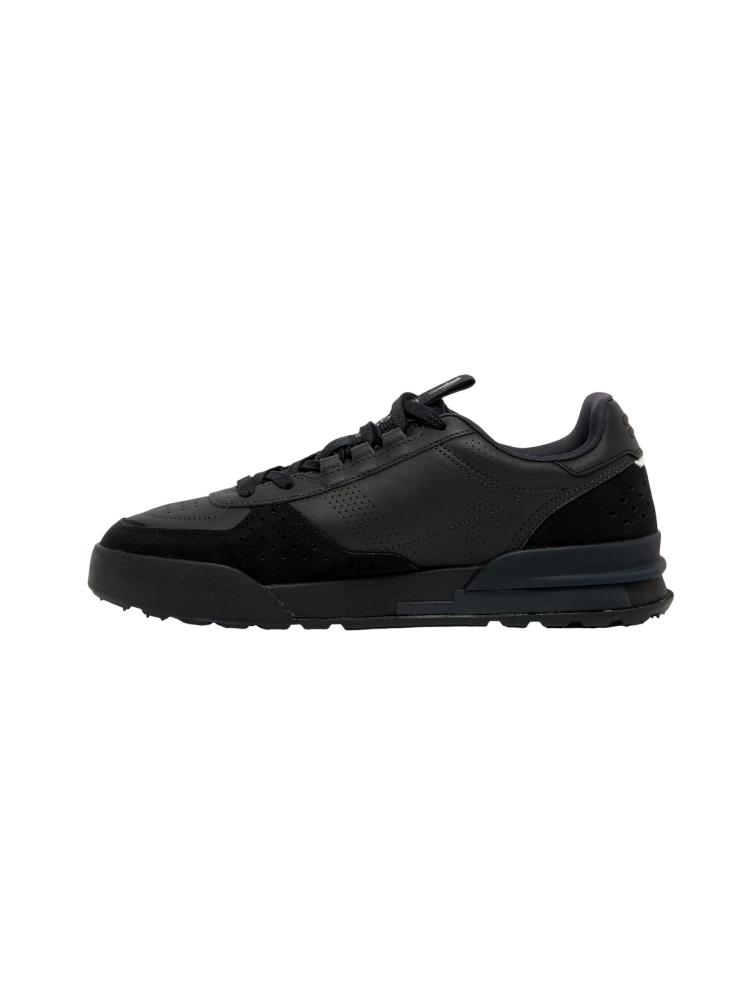 LACOSTE Sneaker in Schwarz: Vorderseite