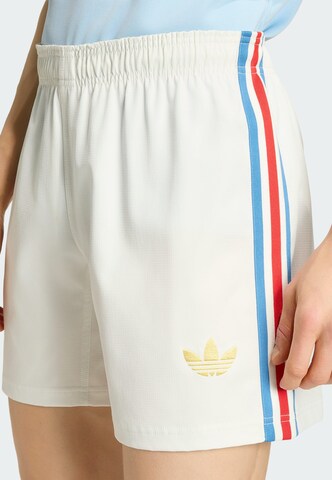 Regular Pantalon de sport 'Frankreich Rugby 120 Years Crunch Replica' ADIDAS PERFORMANCE en blanc