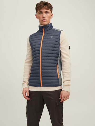 Gilet di JACK & JONES in grigio: frontale