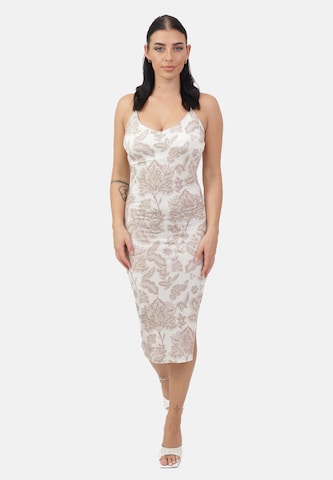 Abito di Elara in marrone: frontale