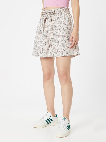 Lollys Laundry Loosefit Shorts 'Blanca' in Weiß: predná strana