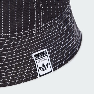 ADIDAS ORIGINALS Hat 'Wabash' in Black