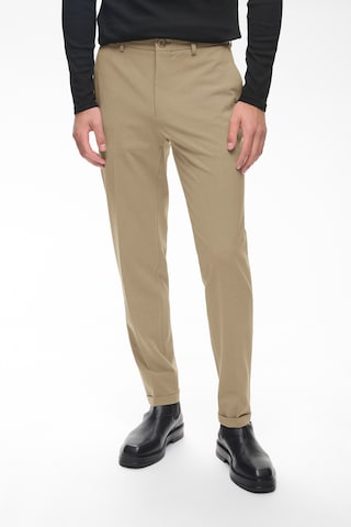 Matinique - regular Pantalón chino 'Liam' en gris: frente
