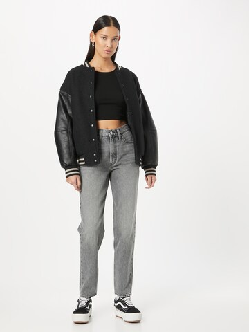 LEVI'S ® Конический (Tapered) Джинсы '80s' в Серый