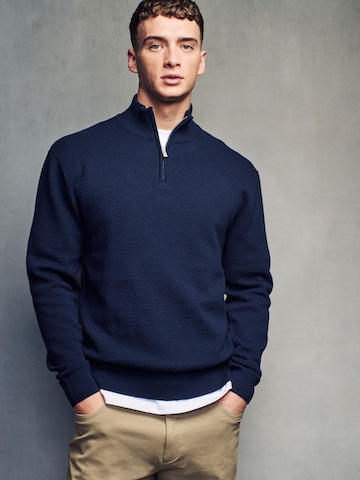 Next Pullover in Blau