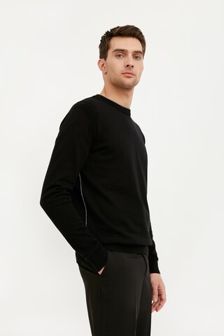 Finn Flare Trui 'Basic' in Zwart