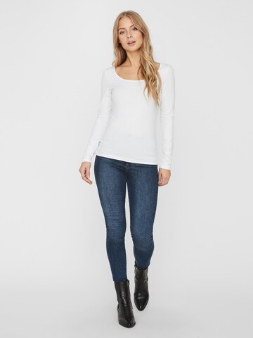 VERO MODA - Camiseta 'MAXI MY' en blanco