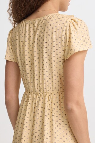 ICHI - Vestido en amarillo