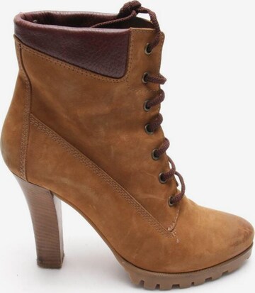BOSS Dress Boots in 39 in Brown: front