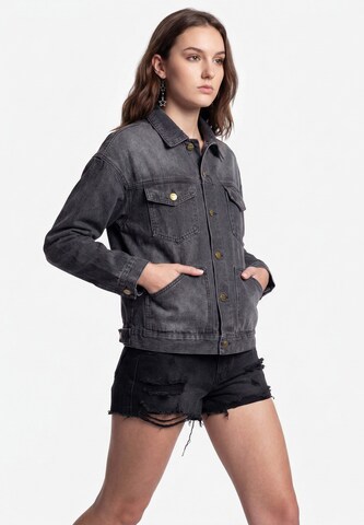 myMo ROCKS Between-Season Jacket in Black: front